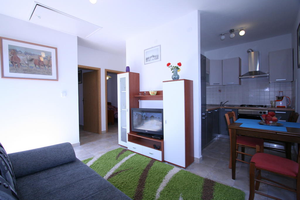 Villa Roze Čižići Ruang foto